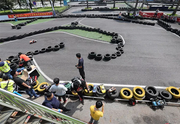 Can anyone participate in the RC car race?